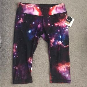 galaxy capri yoga pants